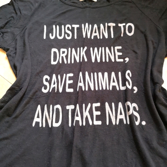 🔴 2/$20 Wine Shirt🍷 - Picture 3 of 8